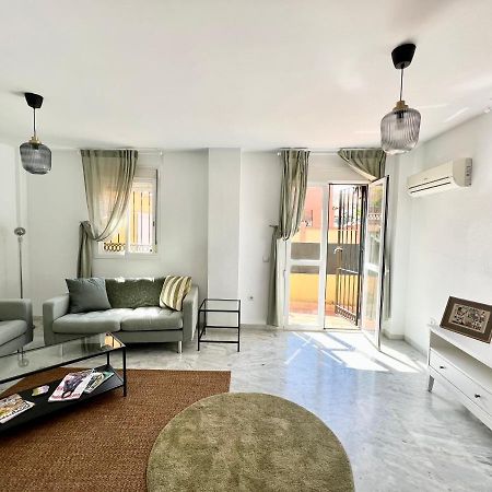 La Casa Del Oro Villa Bormujos Luaran gambar