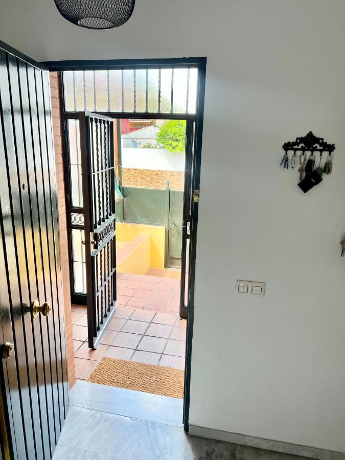 La Casa Del Oro Villa Bormujos Luaran gambar