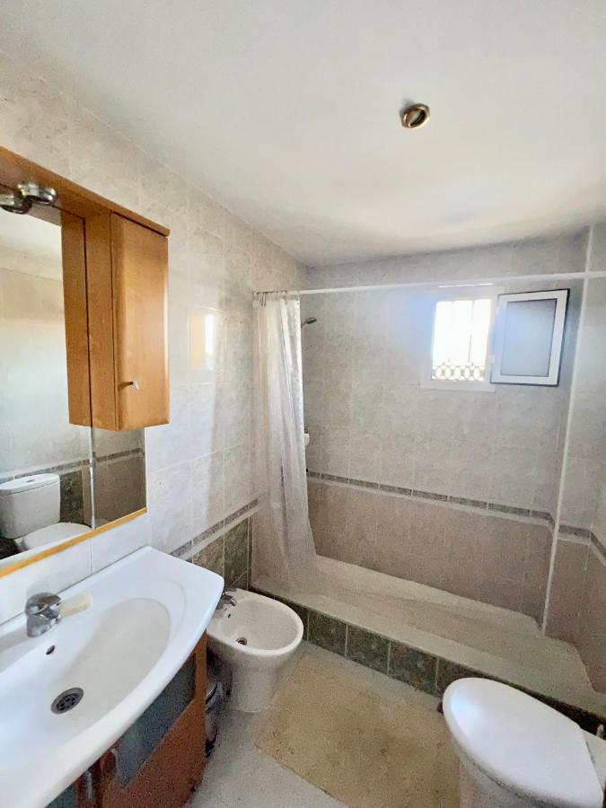 La Casa Del Oro Villa Bormujos Luaran gambar