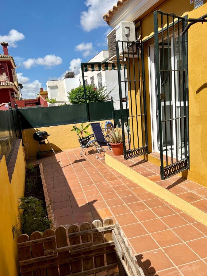La Casa Del Oro Villa Bormujos Luaran gambar